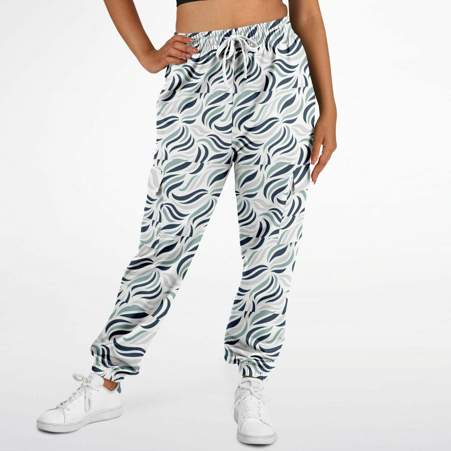 Top Modesty Impress Women Athletic Cargo Sweatpants