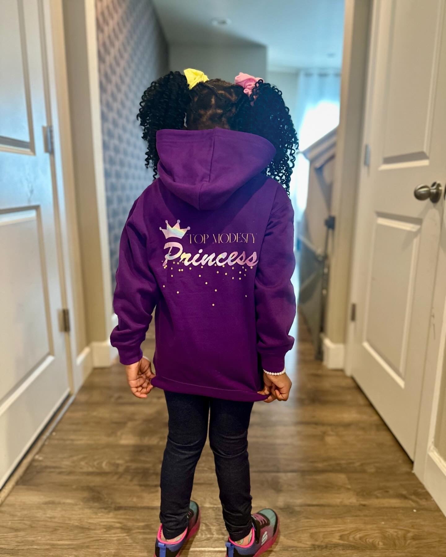 Top Modesty Princess AIZ Kids Hoodie